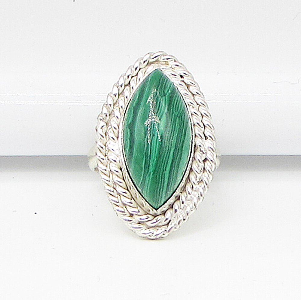 925 Sterling Silver  Cabochon Cut Malachite Solitaire Ring Sz 7  RG3199