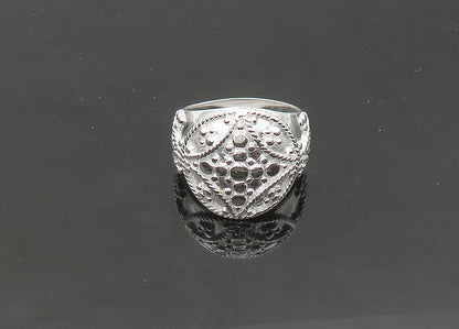 925 Sterling Silver  Vintage Shiny Twist Patterned Band Ring Sz 8  RG21562