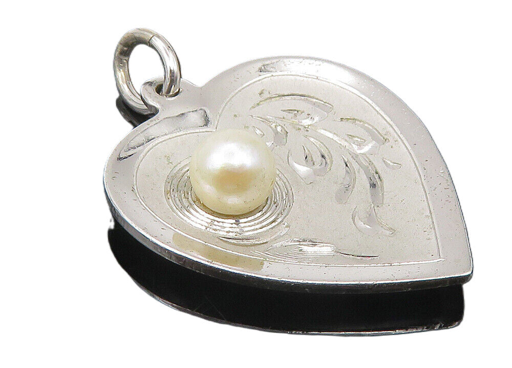 THEDA 925 Sterling Silver  Pearl Floral Vine Shiny Love Heart Pendant  PT8522