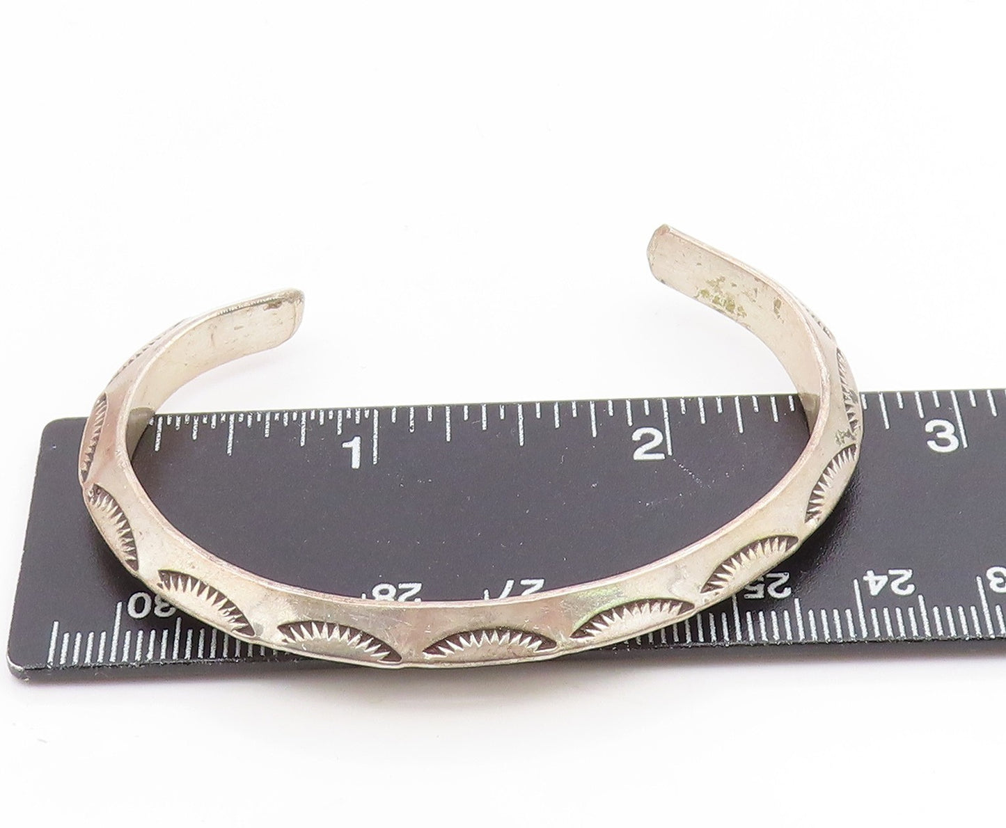 925 Sterling Silver Vintage Bracelet NAVAJO Etched Sunrise Wave Cuff  BT11911
