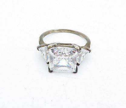 925 Sterling Silver  Vintage Cubic Zirconia Solitaire Accent Ring Sz 7  RG5196