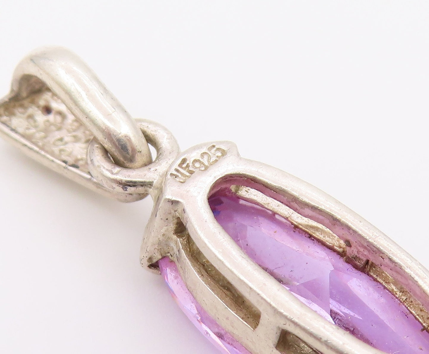 925 Sterling Silver  Vintage Purple Cubic Zirconia Oval Drop Pendant  PT16333