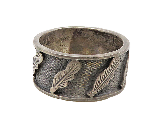 925 Sterling Silver  Vintage Oxidized Feather Pattern Band Ring Sz 7  RG18644