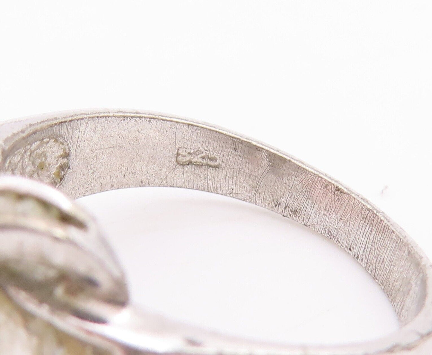925 Sterling Silver Vintage Ring Designer Carved Rings CZ Inlay  Sz 8  RG28321