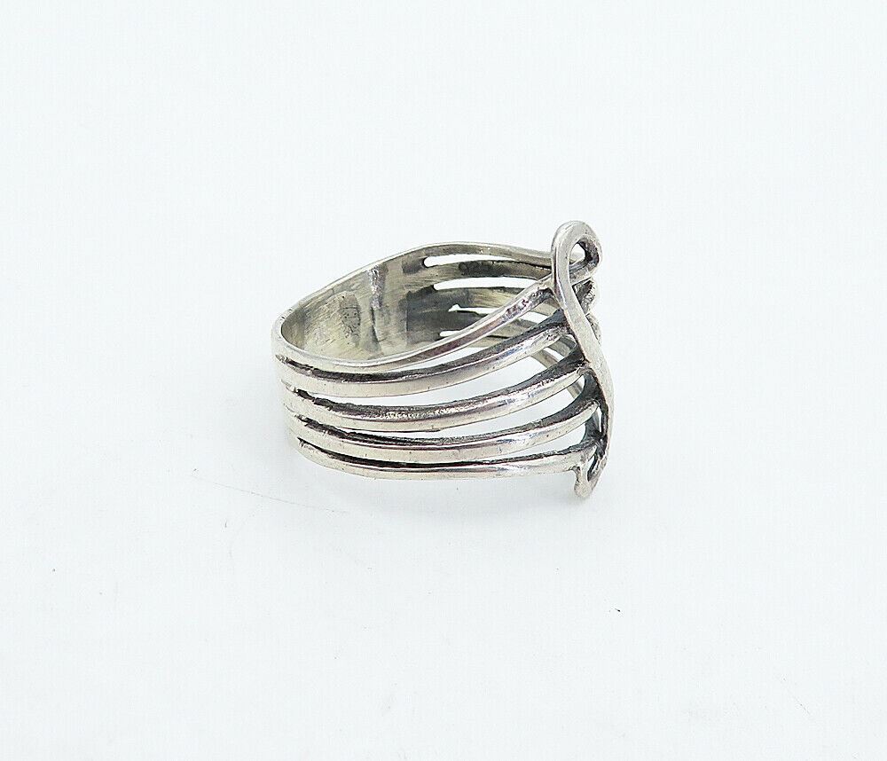 925 Sterling Silver  Vintage Swirl Detail Split Shank Band Ring Sz 9  RG4861