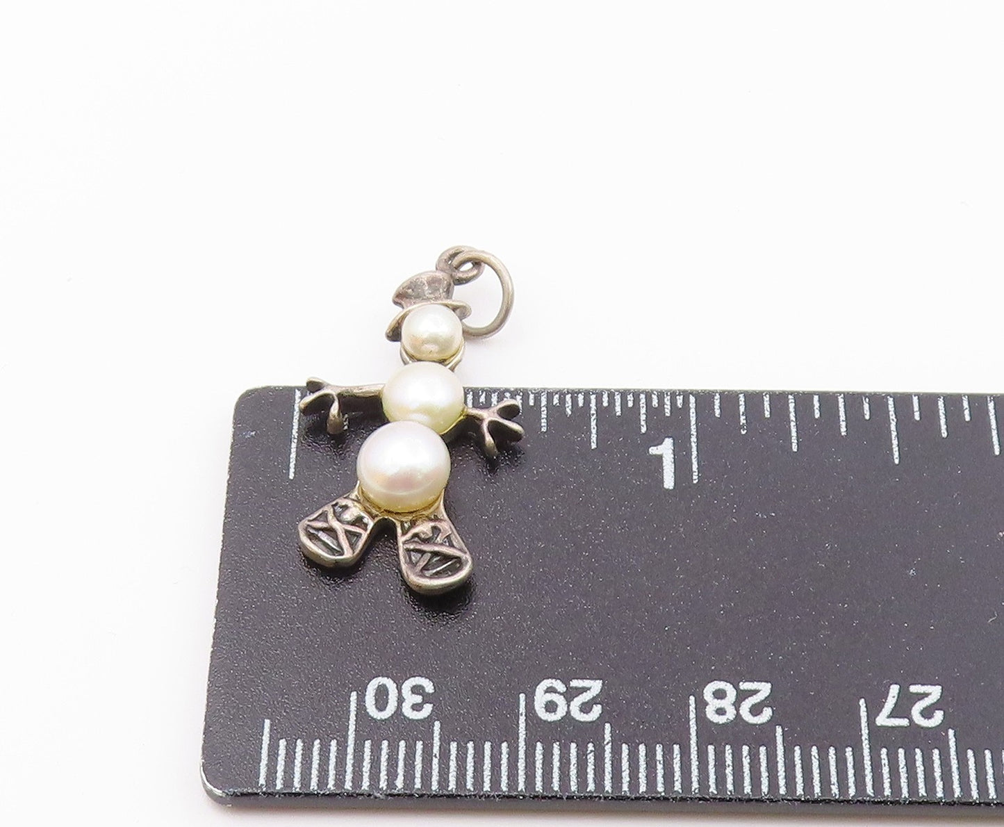 925 Sterling Silver  Vintage Cultured Pearls Carved Snowman Pendant  PT20304