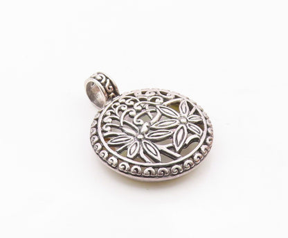 925 Sterling Silver  Vintage Mother Of Pearl Floral Art Round Pendant  PT7698