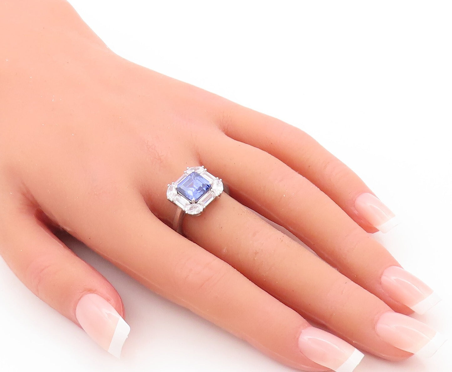 925 Sterling Silver Vintage Ring Square Cut Blue Halo White Topaz  Sz 7  RG29656