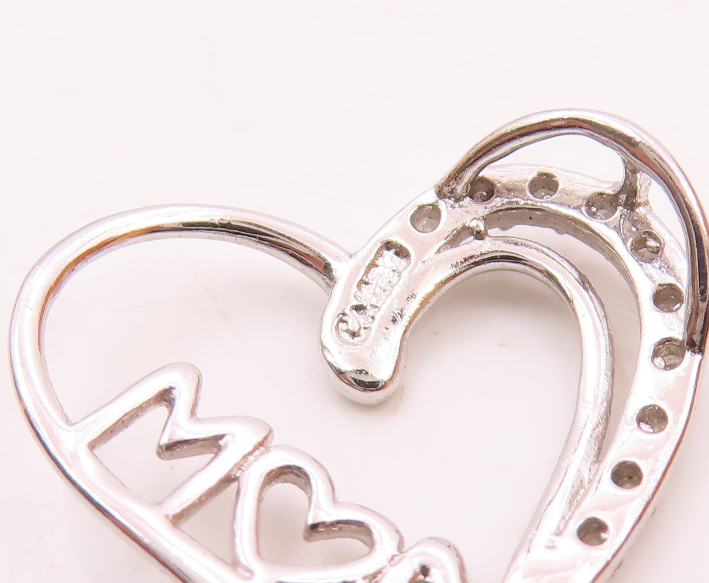 925 Sterling Silver  Vintage Genuine Diamonds Mom Love Heart Pendant  PT17760