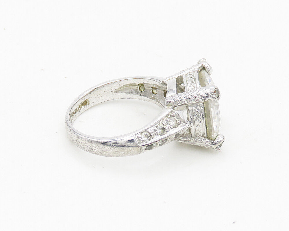 925 Sterling Silver  Sparkling Cubic Zirconia Cocktail Ring Sz 6  RG18209