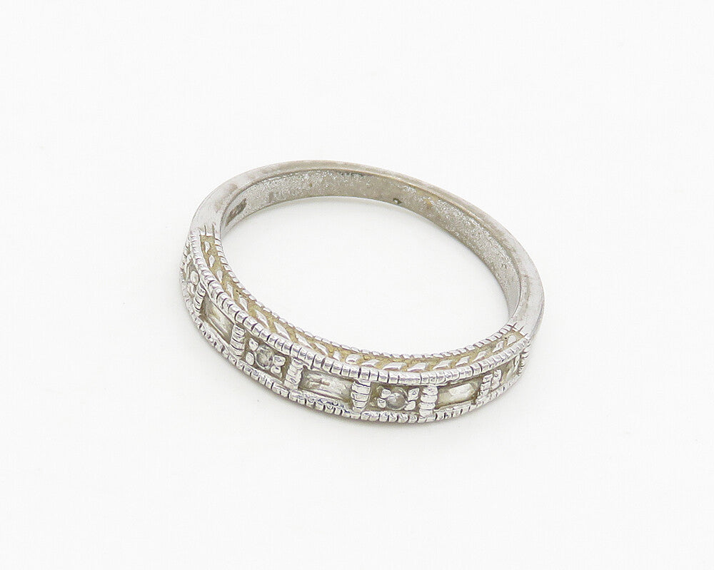 925 Sterling Silver  Vintage Shiny Cubic Zirconia Band Ring Sz 7  RG18516