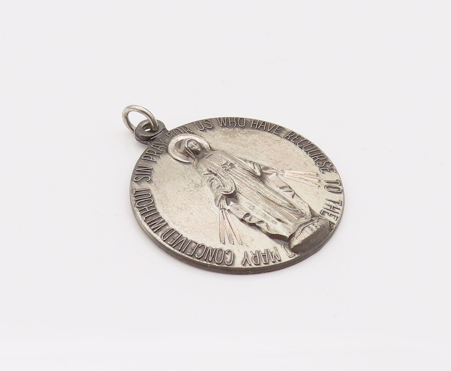 925 Silver  Vintage Virgin Mary Catholic Religious Round Pendant  PT22033
