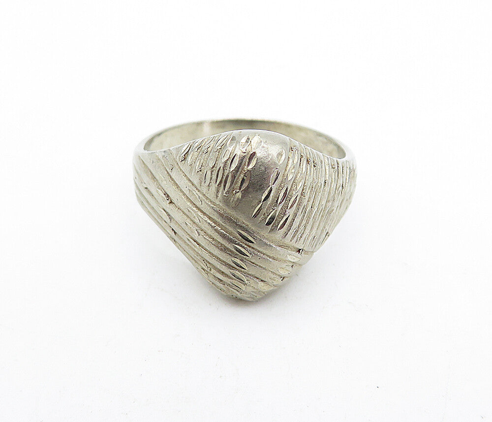 925 Sterling Silver  Vintage Dark Tone Etched Dome Band Ring Sz 8.5  RG5553
