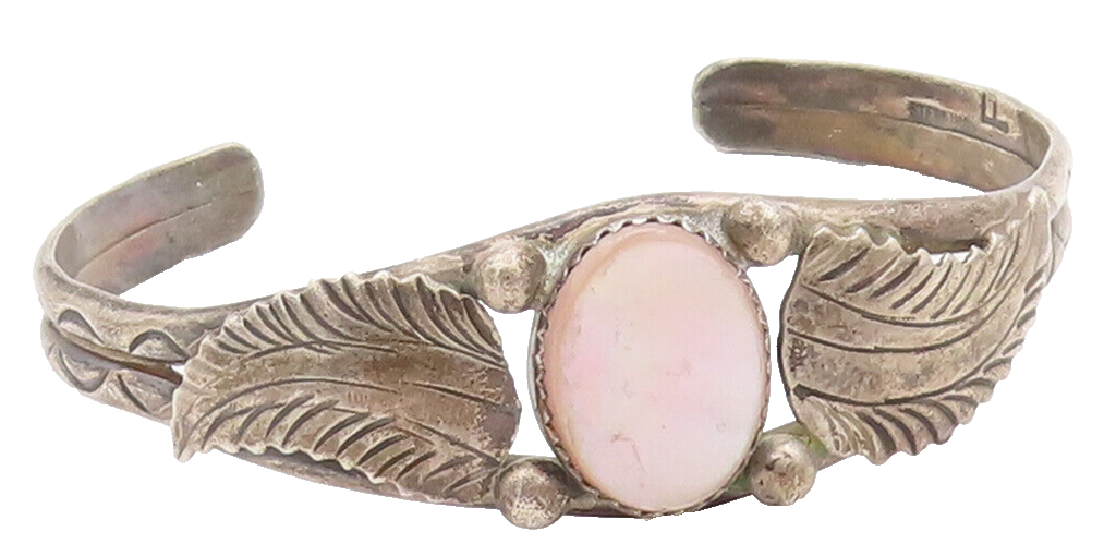 925 Sterling Silver Vintage Bracelet NAVAJO Carved Mother Of Pearl Cuff BT10304