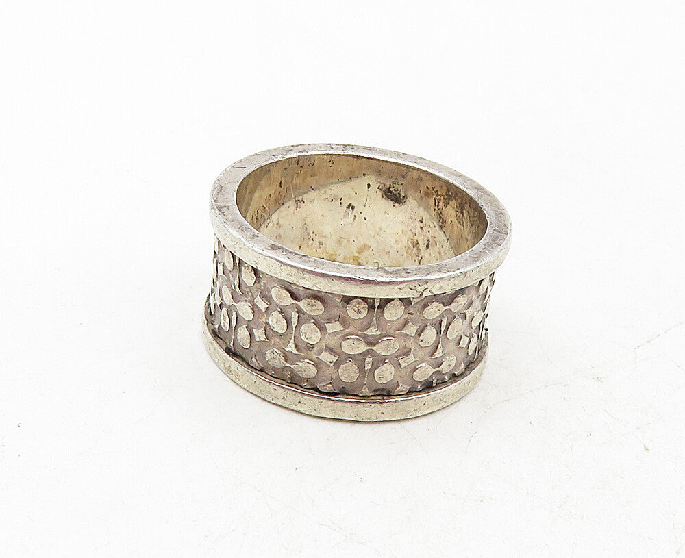 925 Sterling Silver  Vintage Dark Tone Raised Edge Band Ring Sz 7  RG9337