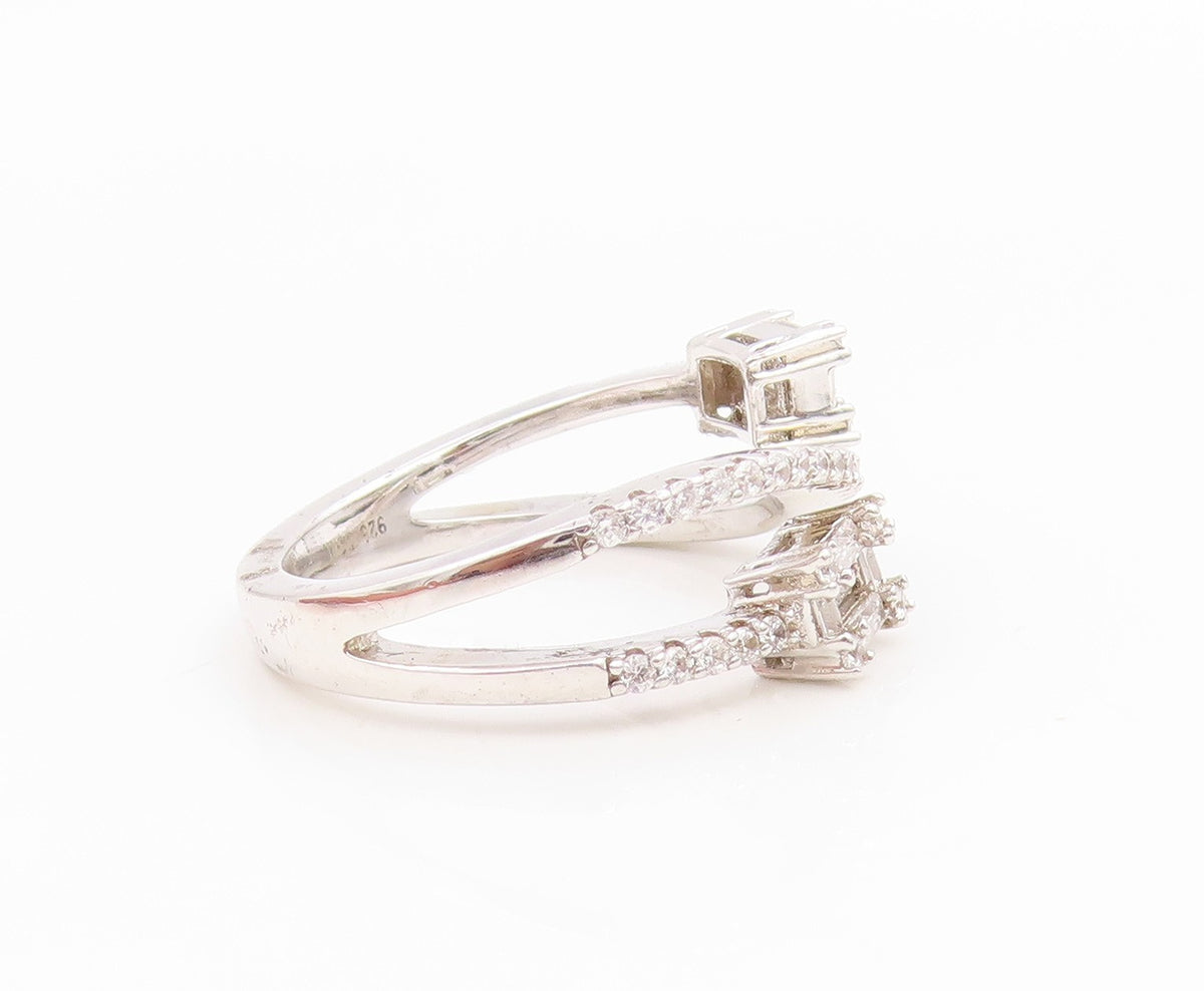 925 Sterling Silver Vintage Ring Round & Baguette Cut CZ Bypass  Sz 7  RG35927