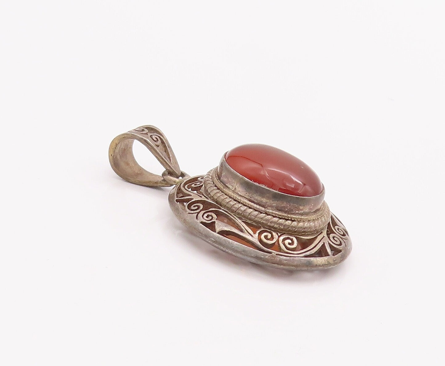 925 Sterling Silver Vintage Pendant Swirly Cutout Carved Cabochon Amber  PT22938