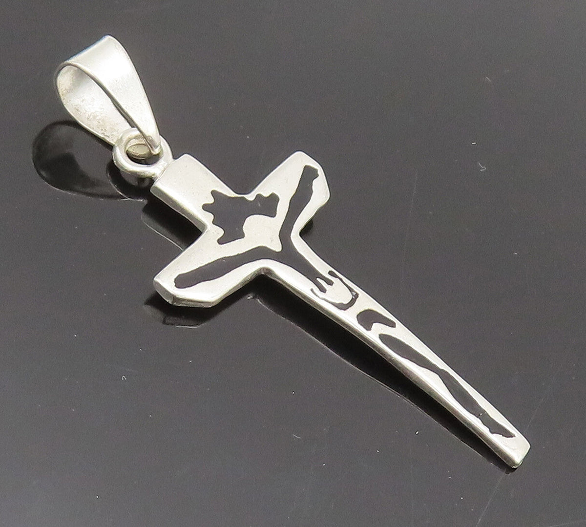 925 Sterling Silver  Vintage Minimalist Solid Etched Cross Pendant  PT22355