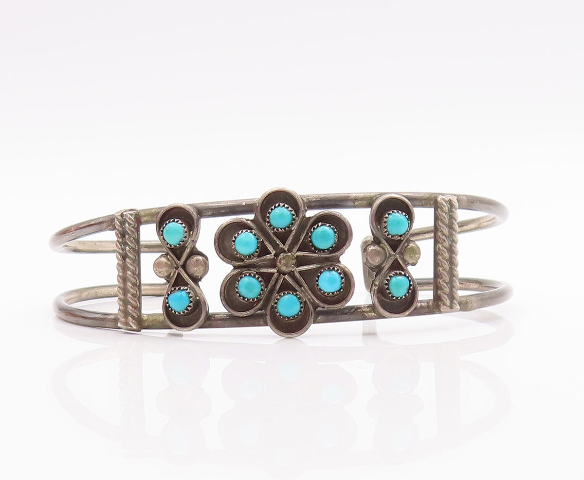 925 Sterling Silver Vintage Bracelet NAVAJO Floral Cutout Turquoise Cuff BT10522
