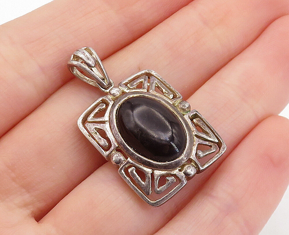 925 Sterling Silver  Vintage Cabochon Cut Black Onyx Square Pendant  PT5527