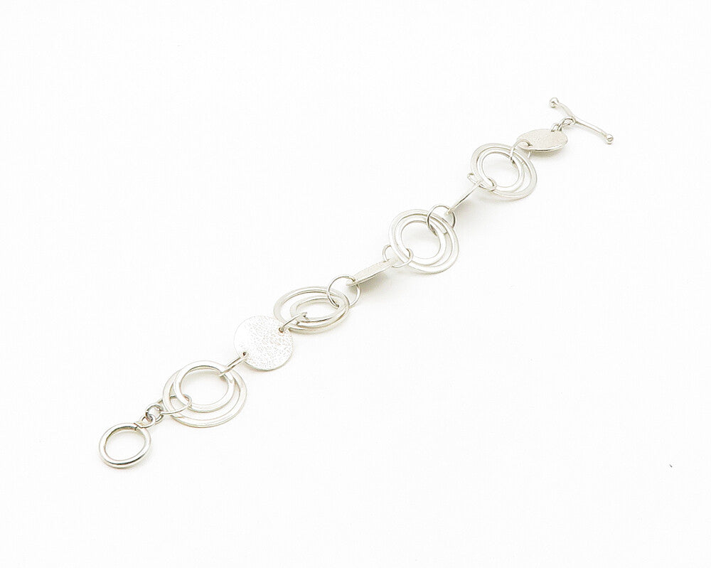 925 Sterling Silver  Vintage Shiny Open Circle Textured Chain Bracelet  BT7073