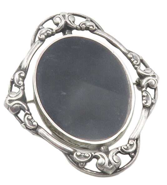 925 Sterling Silver  Vintage Black Onyx Swirl Detail Oval Brooch Pin  BP4405