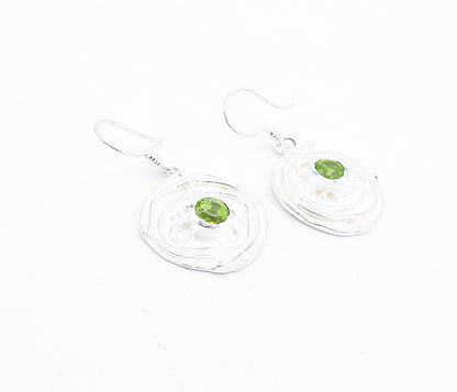 925 Sterling Silver  Peridot Raised Design Round Shiny Dangle Earrings  EG2551