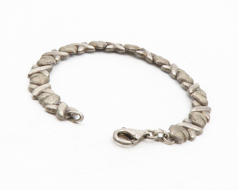 925 Sterling Silver  Vintage Dark Tone XO Hugs & Kisses Chain Bracelet  BT5157