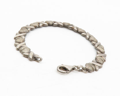 925 Sterling Silver  Vintage Dark Tone XO Hugs & Kisses Chain Bracelet  BT5157