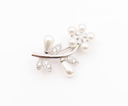 925 Silver  Vintage Cubic Zirconia & Cultured Pearls Flower Brooch Pin  BP9770