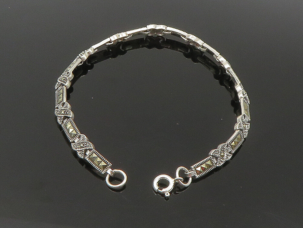 925 Sterling Silver  Marcasite Linked XO Chain Bracelet  BT1063