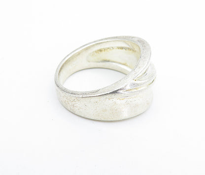 925 Sterling Silver  Vintage Shiny Raised Detail Concave Band Ring Sz 7 RG7609