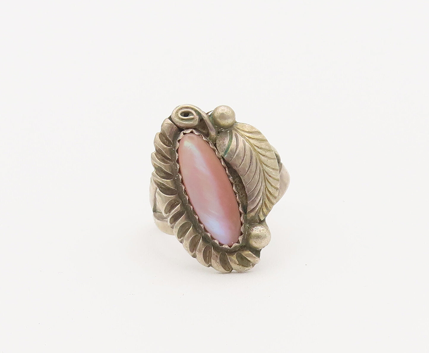 925 Sterling Silver Vintage Ring NAVAJO Abalone Swirly Carved  Sz 6.5  RG27799