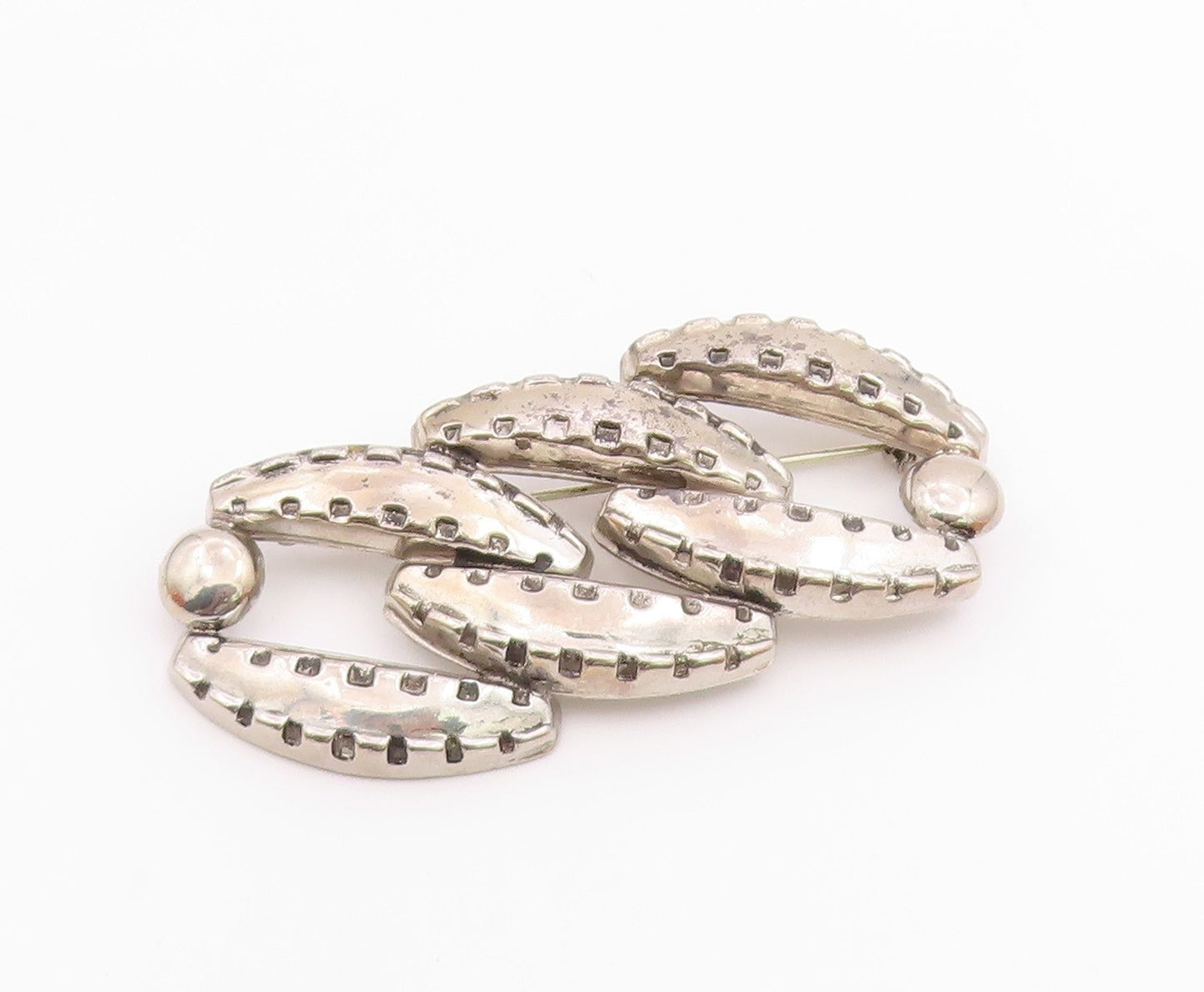 925 Sterling Silver  Vintage Shiny Chiseled Detail Brooch Pin  BP6337