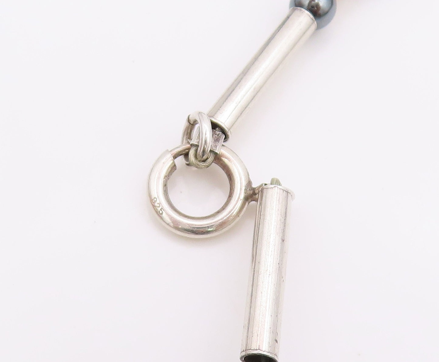 925 Sterling Silver Vintage Necklace Two Tone Hematite Bead & Barrel Tube NE4132