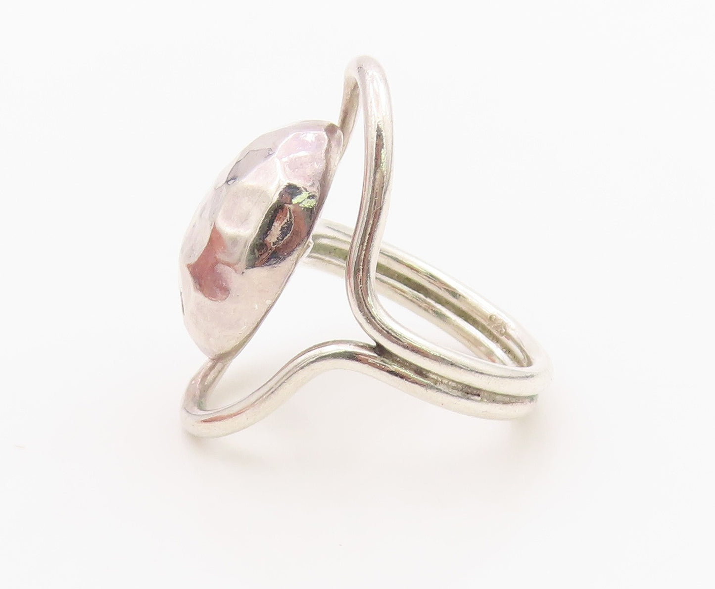 925 Sterling Silver Vintage Ring Modernist Hammered Orb Band  Sz 8  RG36305
