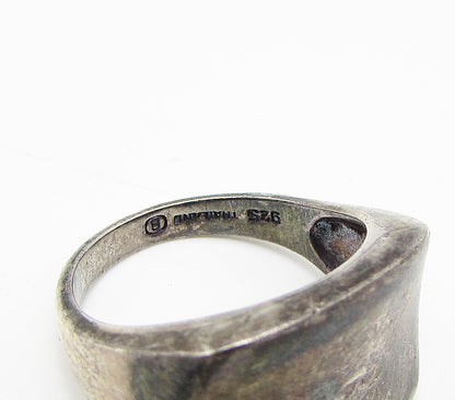 925 Sterling Silver  Vintage Dark Tone Concave Band Ring Sz 6.5  RG3374