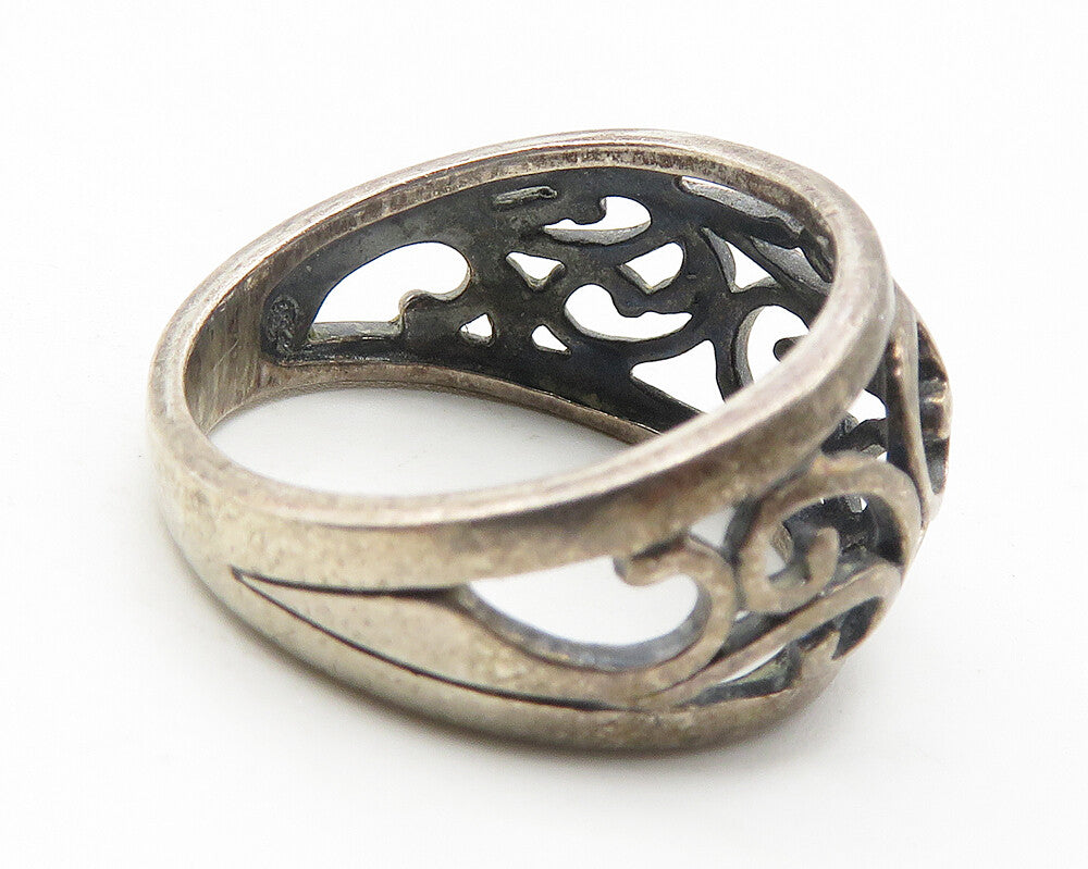 925 Sterling Silver  Vintage Dark Tone Open Swirl Dome Band Ring Sz 7  RG11537