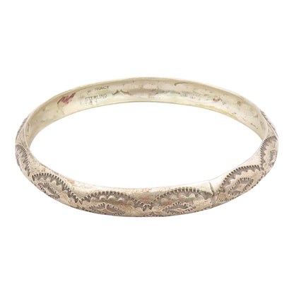 925 Sterling Silver Vintage Bracelet WILBUR TRACY NAVAJO Floral Bangle  BT12159