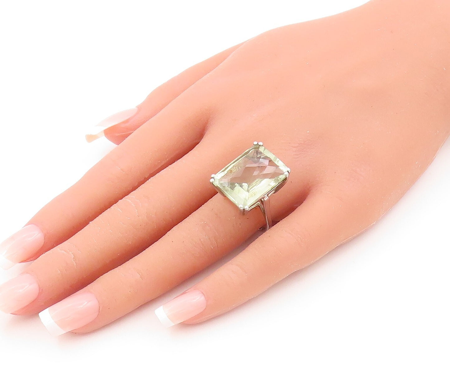 925 Sterling Silver Vintage Ring Rectangle Cut Green Amethyst  Sz 8  RG31888