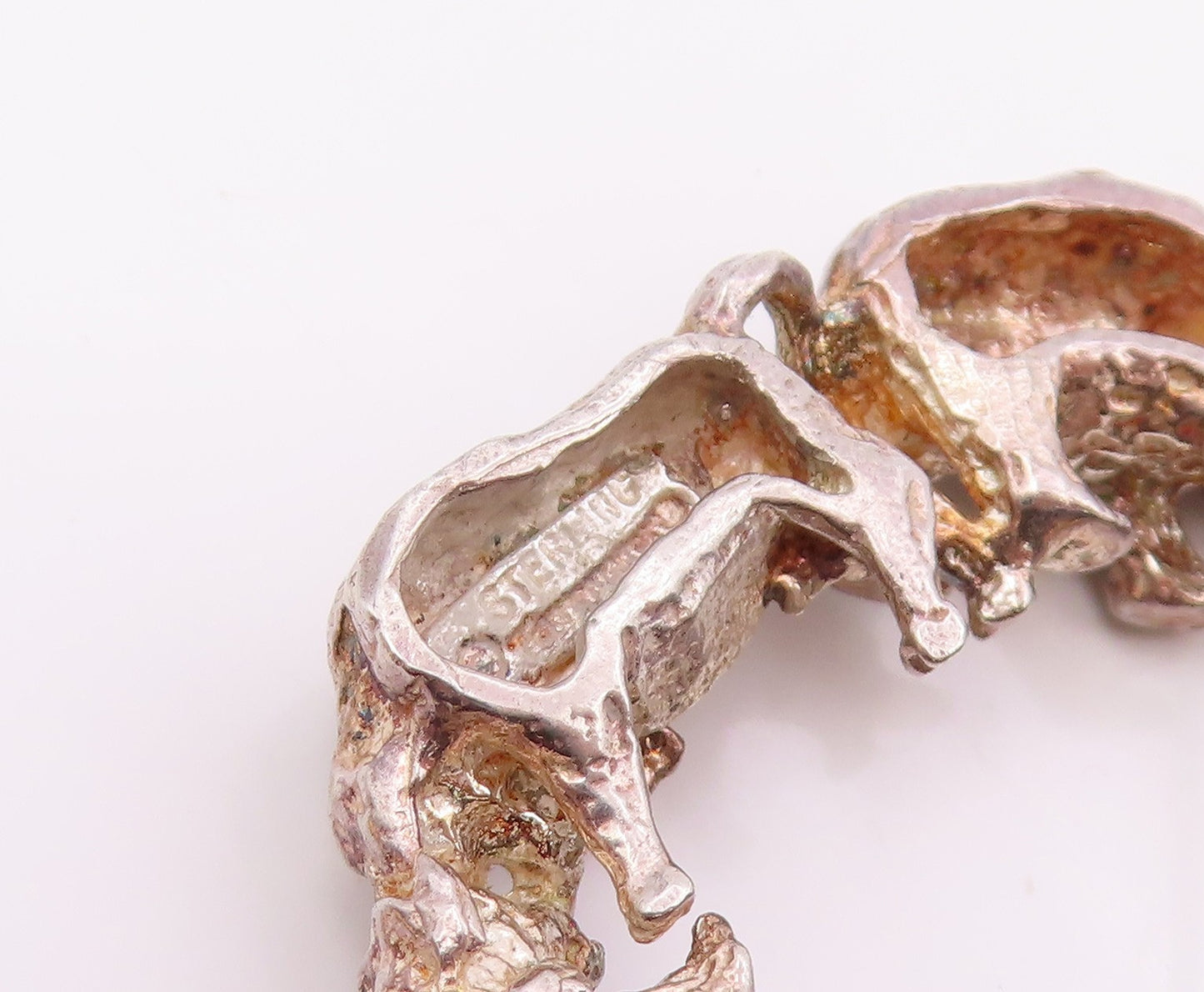 DESIGNER 925 Silver Vintage Circle Of Bears Animal Motif Brooch Pin  BP8368