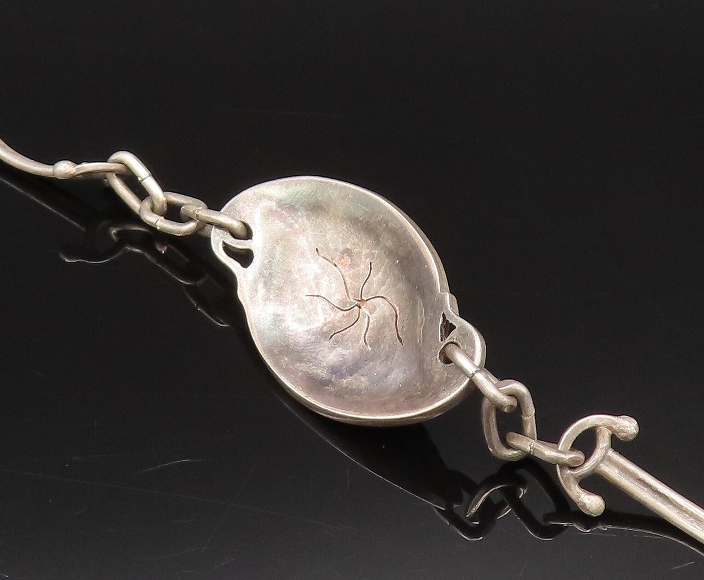 925 Silver  Vintage Etched Lines Lapis Lazuli Dome Chain Bracelet  BT9765