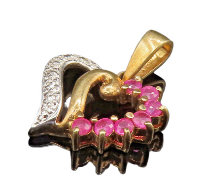 925 Sterling Silver   Vintage Gold Tone Spiked Ruby Love Heart Pendant PT20618