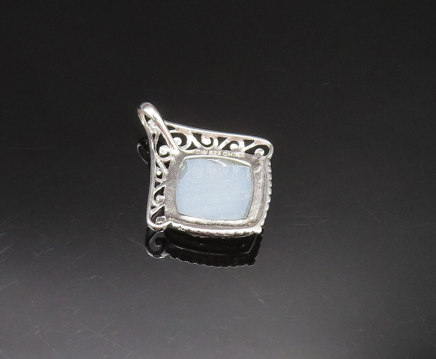 925 Sterling Silver  Vintage Open Scroll Edge Drusy Quartz Pendant  PT20994
