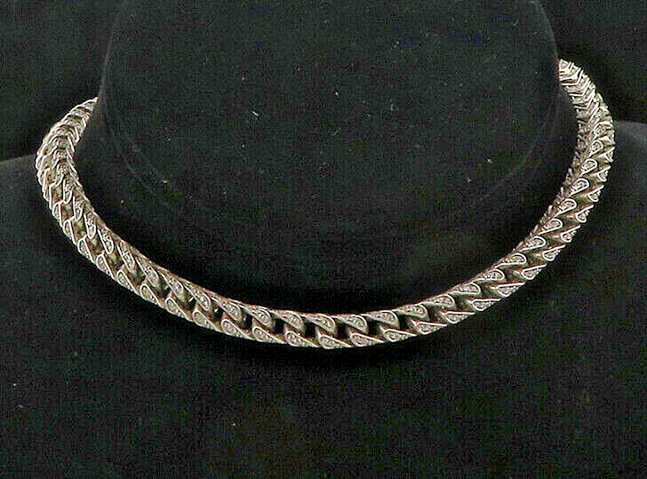 925 Sterling Silver  Vintage Cubic Zirconia Arrow Link Chain Necklace  NE2834