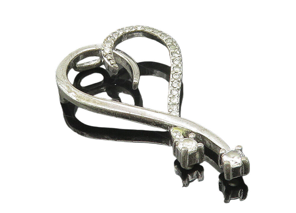 925 Sterling Silver  Vintage Prong Set Topaz Open Love Heart Pendant  PT9004