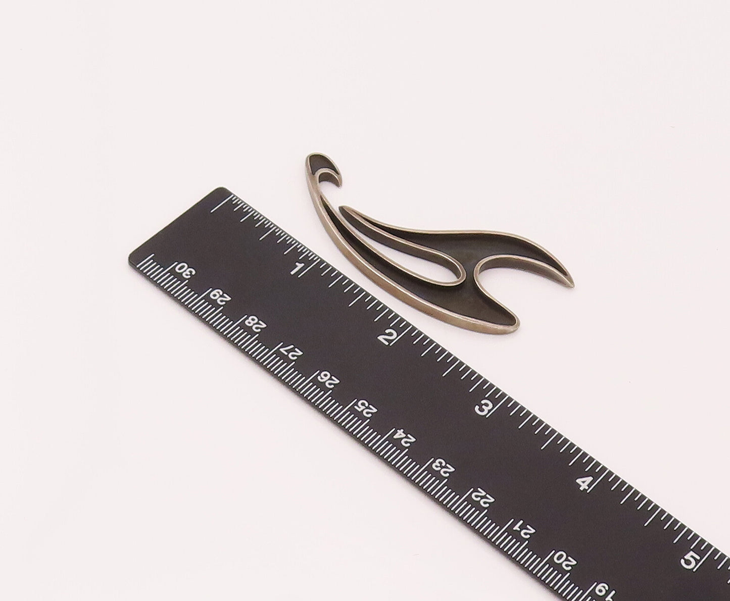 925 Sterling Silver  Vintage Designer Swirly Fire Like Bottle Opener  TR3479