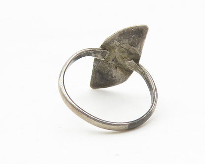 925 Sterling Silver  Vintage Etched Detail Petite Band Ring Sz 4  RG10326