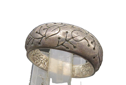 925 Sterling Silver  Vintage Floral Vine Dark Tone Dome Band Ring Sz 7 RG22176
