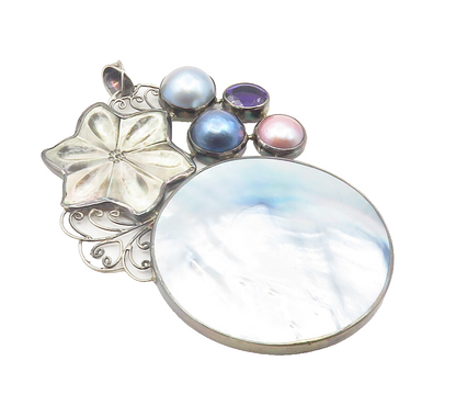 925 Sterling Silver  Vintage Mother Of Pearl & Pearls Floral Pendant  PT9476